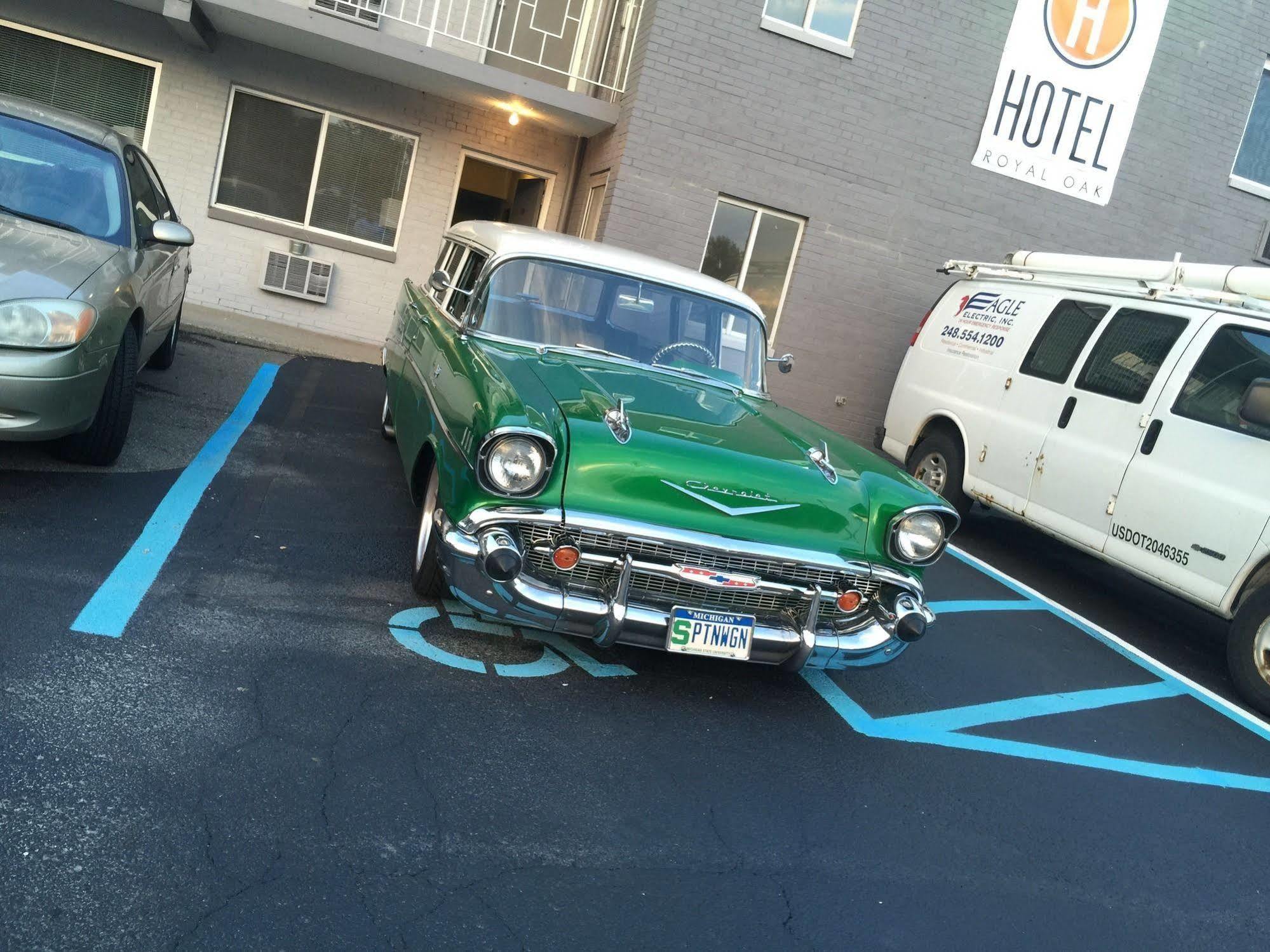 Motel Hotel Royal Oak 3*